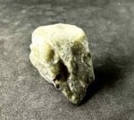 Labradorit poludragi kamen