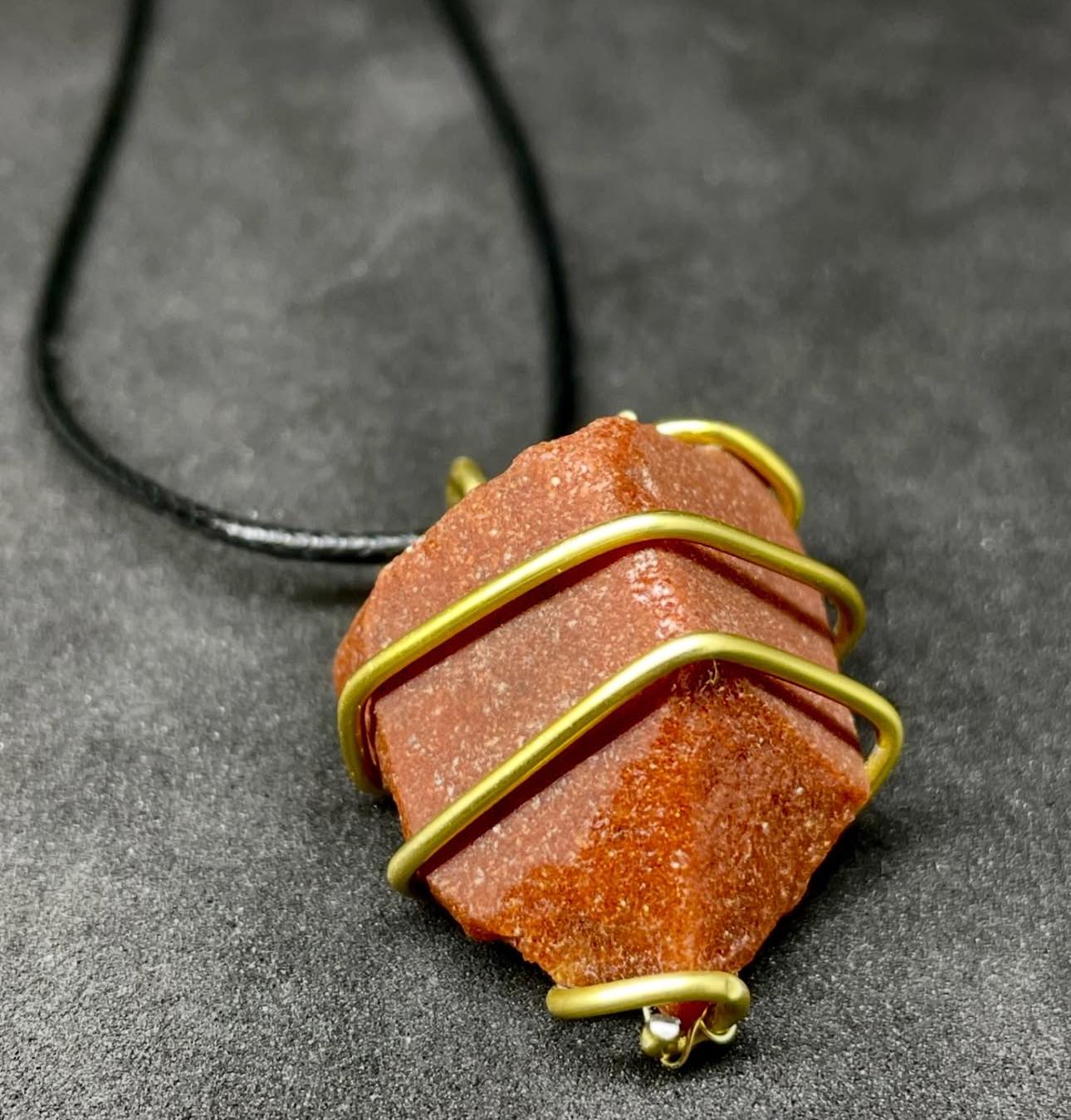 suncev kamen suncev kamen